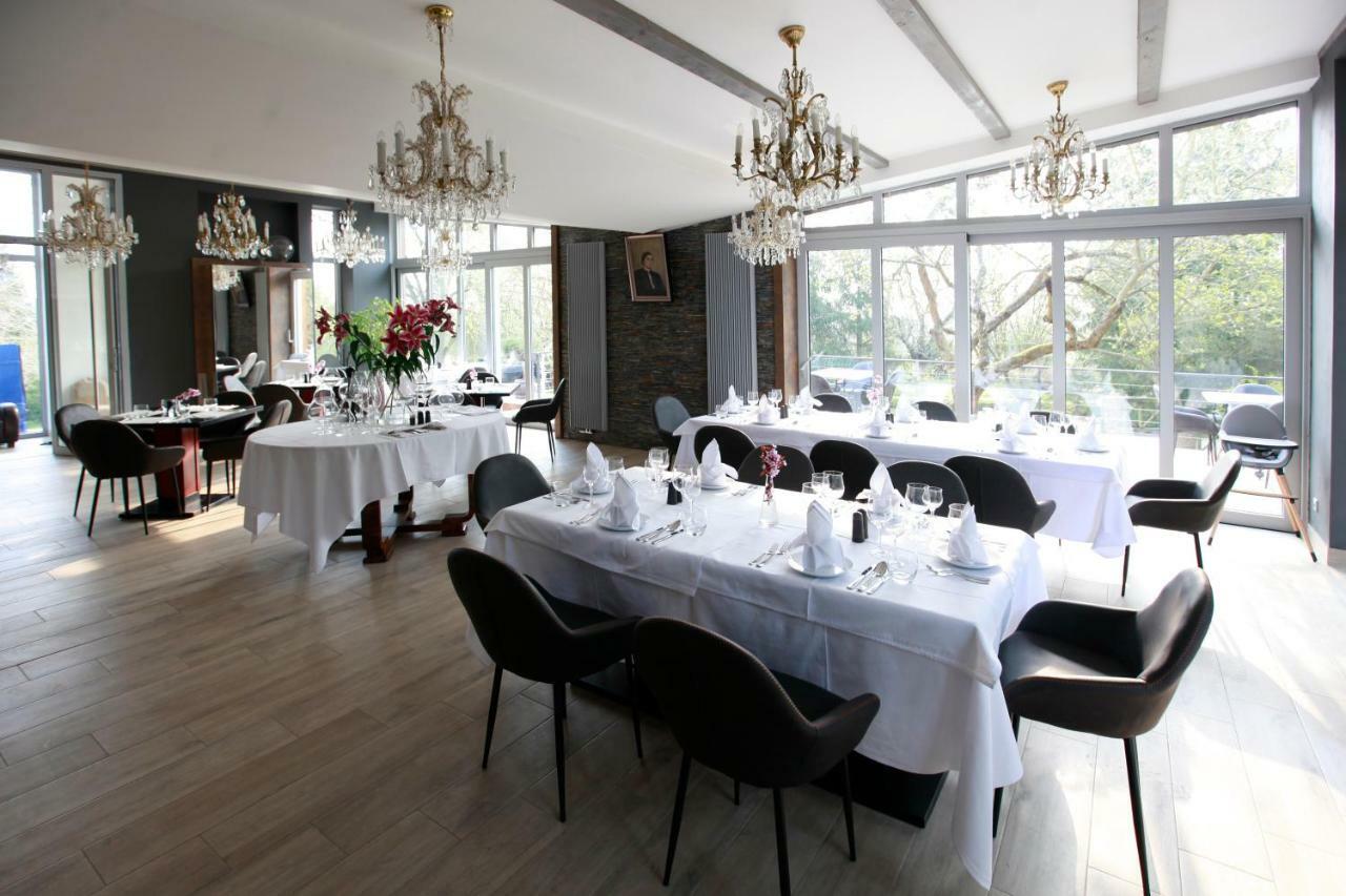 Hotel Areal Botanika à Unhošť Extérieur photo