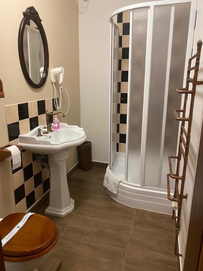 Hotel Areal Botanika à Unhošť Extérieur photo